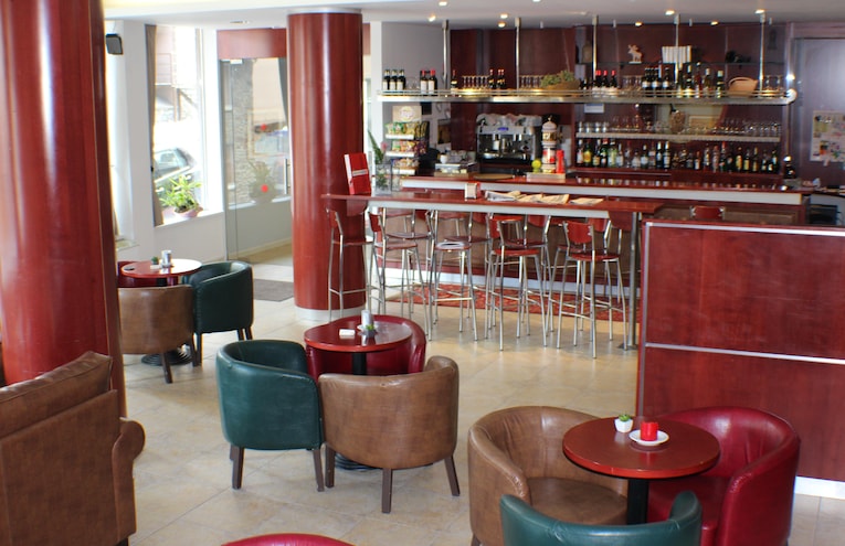 Restaurants - 4