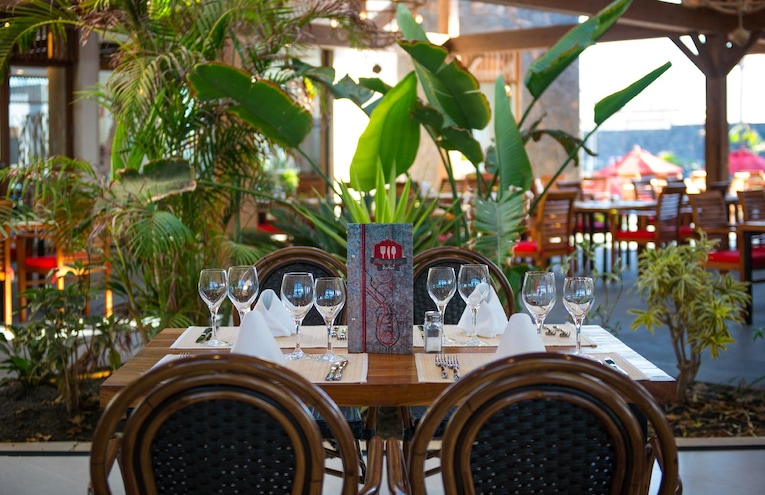 Restaurants - 4