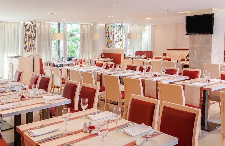 Restaurants - 4