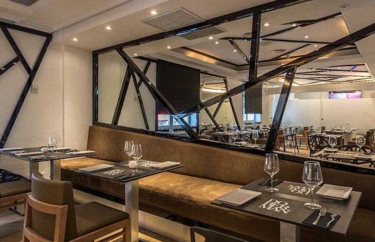 Restaurants - 11