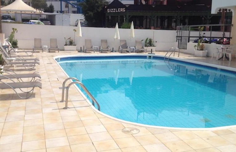 Piscines - 1