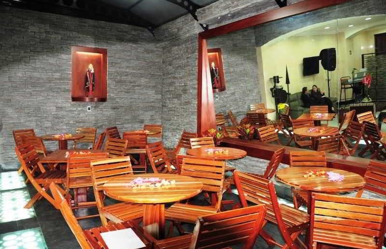 Restaurants - 1