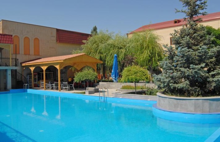 Piscines - 1