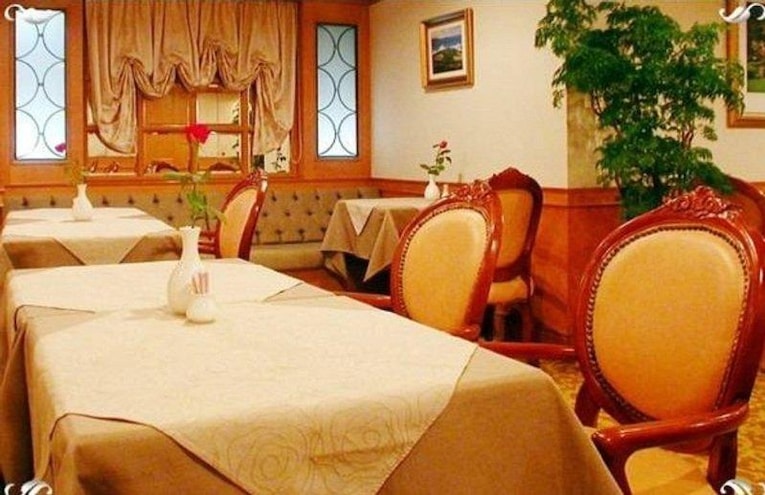 Restaurants - 1