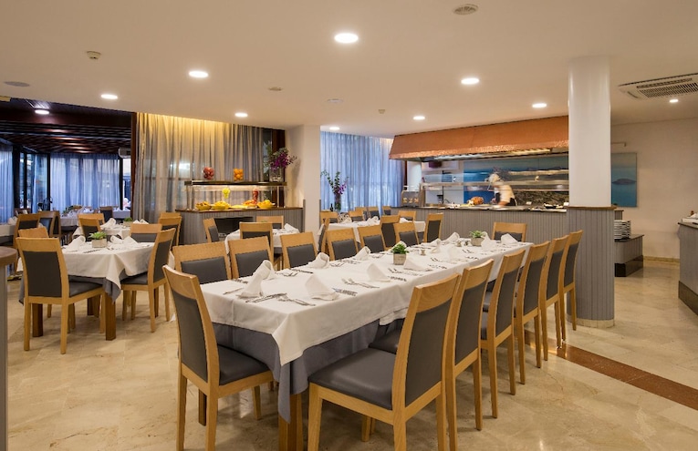 Restaurants - 10