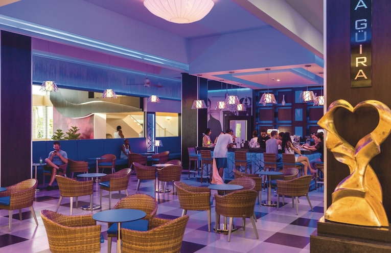 Restaurants - 8