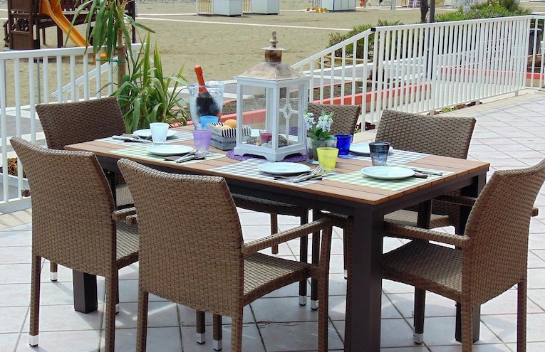 Restaurants - 1