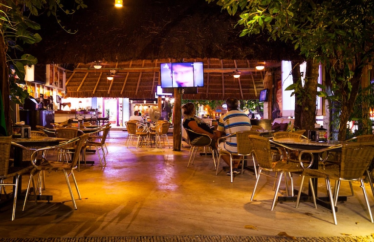 Restaurants - 6