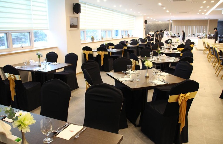 Restaurants - 1