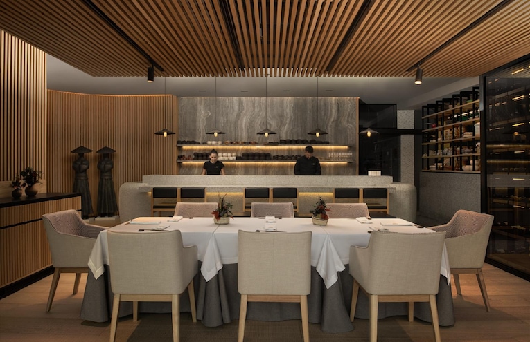 Restaurants - 6