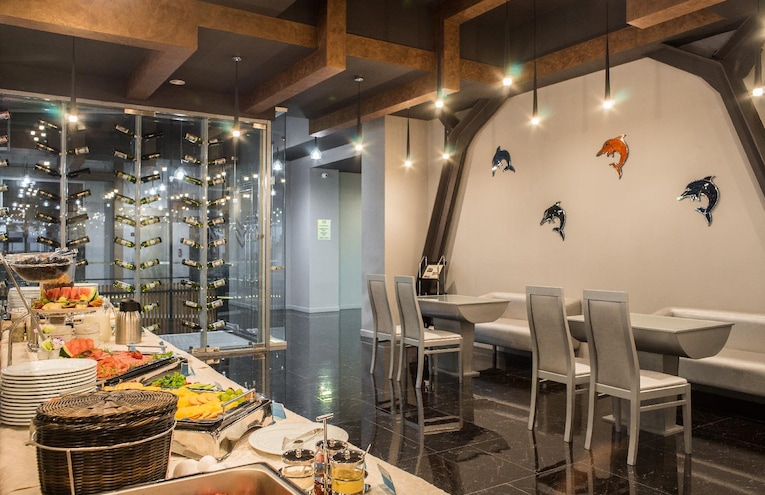 Restaurants - 1