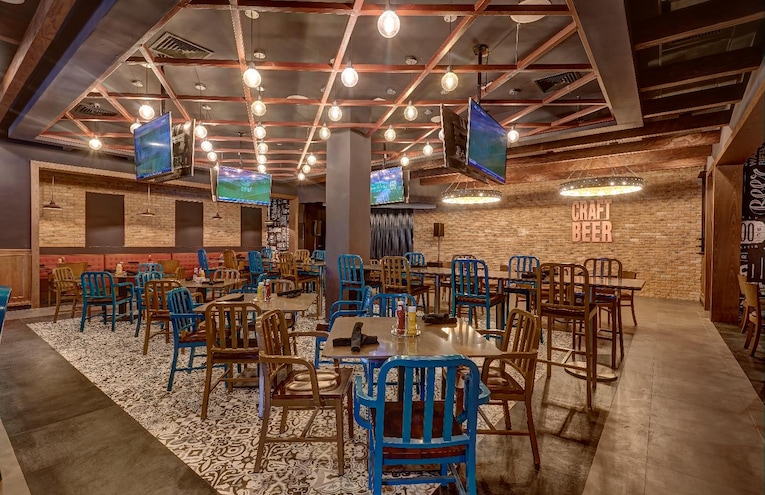 Restaurants - 10