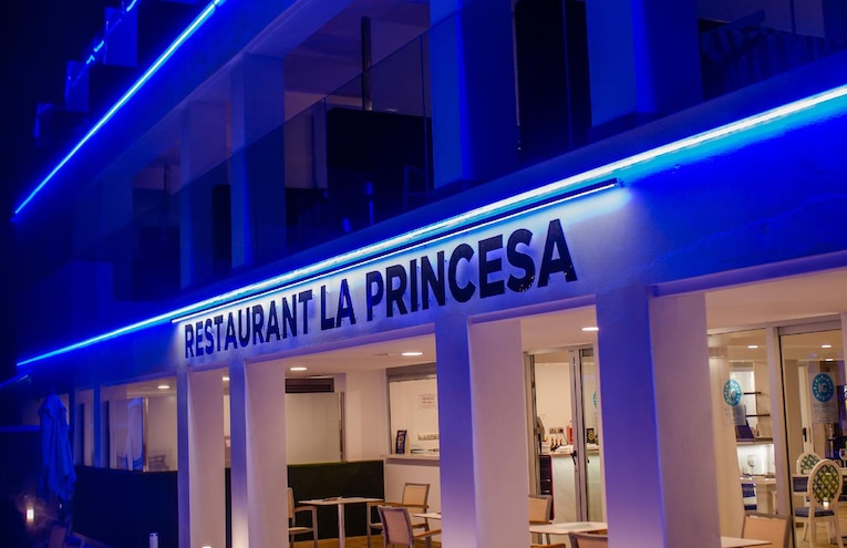 Restaurants - 1