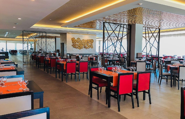 Restaurants - 10