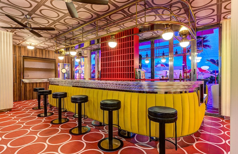 Restaurants - 8