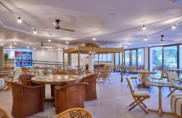 Restaurants - 4