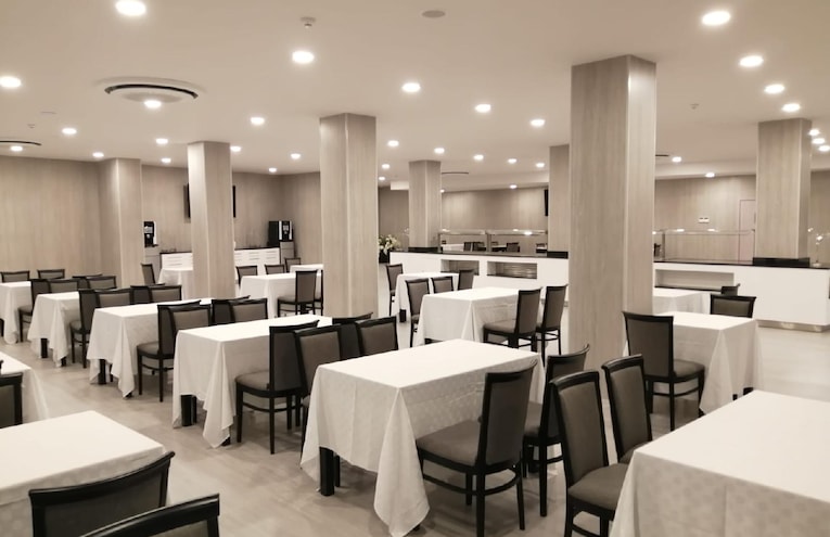 Restaurants - 4