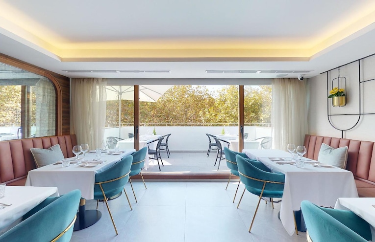 Restaurants - 4
