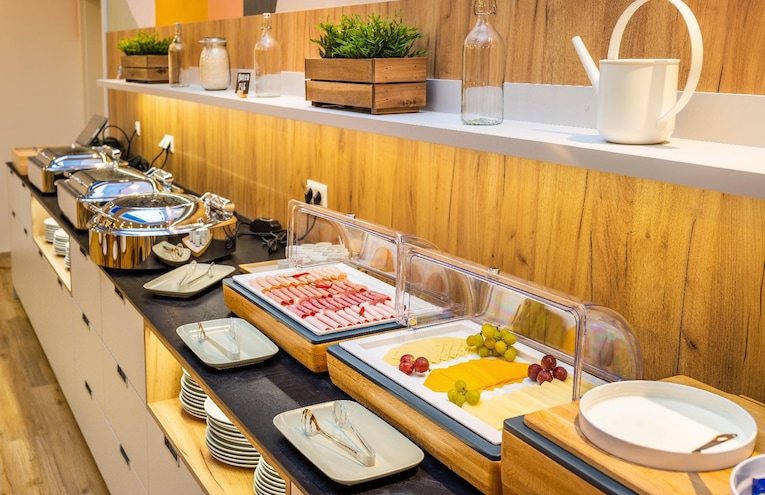 Restaurants - 1