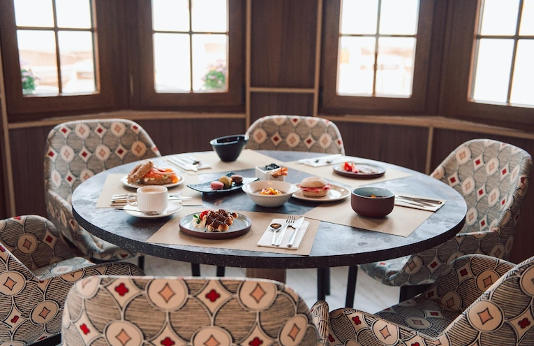 Restaurants - 5